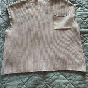Sleeveless Knit Pocket Top in Light Beige